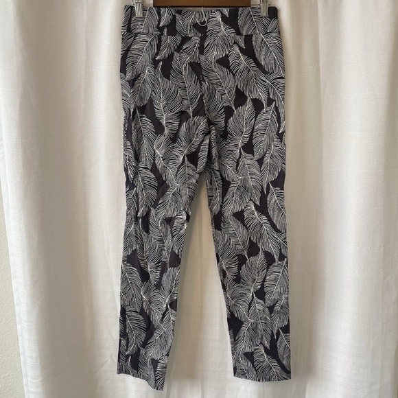 Krazy Larry Pull-On Ankle Pants - Black Feather Size 8 $135 - Picture 7 of 11